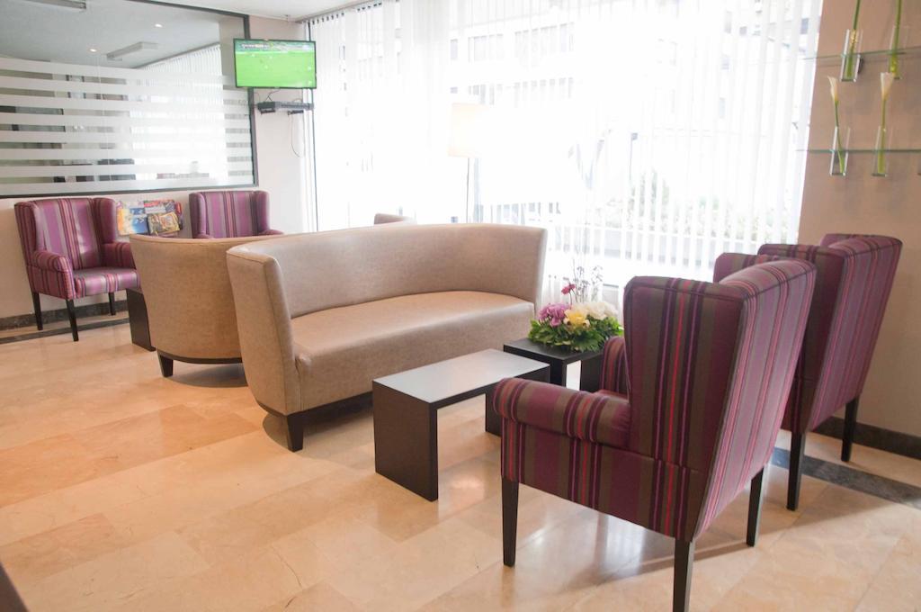 Aparthotel Walther Кито Екстериор снимка