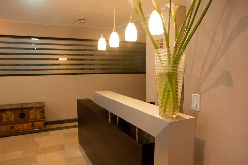 Aparthotel Walther Кито Екстериор снимка